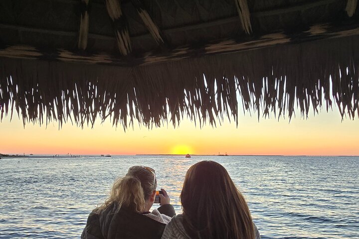 Sunset Tiki Experience-Fort Myers Beach Crucero en Tiki