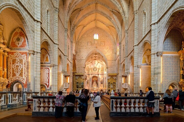 Évora: Tour cultural a pie en grupos pequeños y Capilla de los Huesos