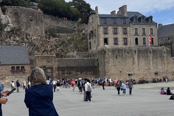 Visita privada al monte St. Michel con entradas para la abadía y guía turístico