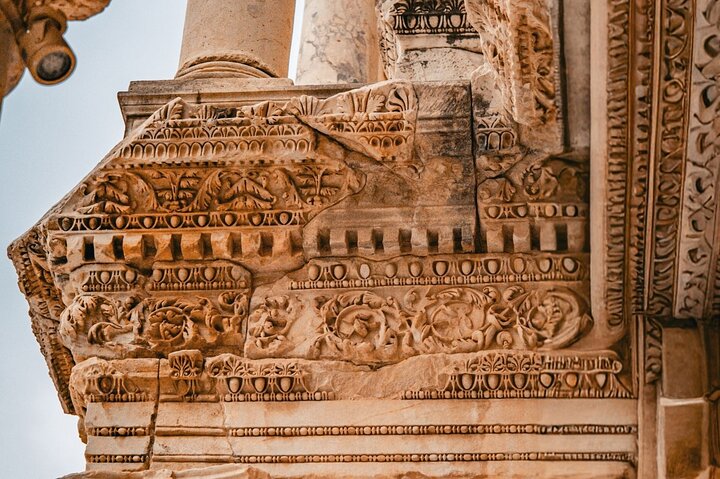 FOR CRUISERS : Ephesus & Virgin Mary Tour with ENTRY TICKET + LUNCH (クルーザー用:エフェソスと聖母マリアの入場券+ランチ付きツアー)