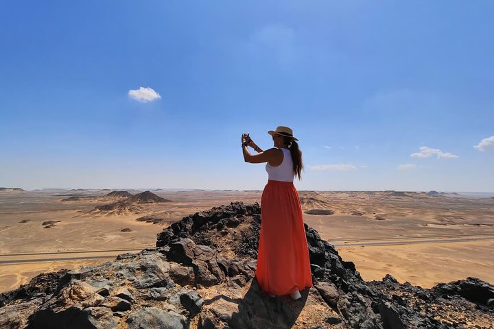 2 - Dag Bahariya Oasis Witte en Zwarte Overnachting Camping Jeep Tour