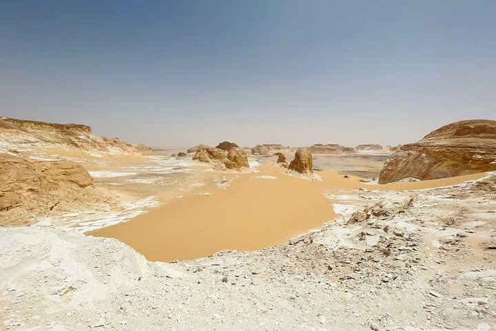 2 - Dag Bahariya Oasis Witte en Zwarte Overnachting Camping Jeep Tour