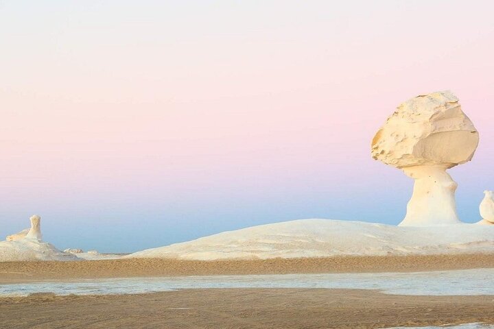 2 - Dag Bahariya Oasis Witte en Zwarte Overnachting Camping Jeep Tour