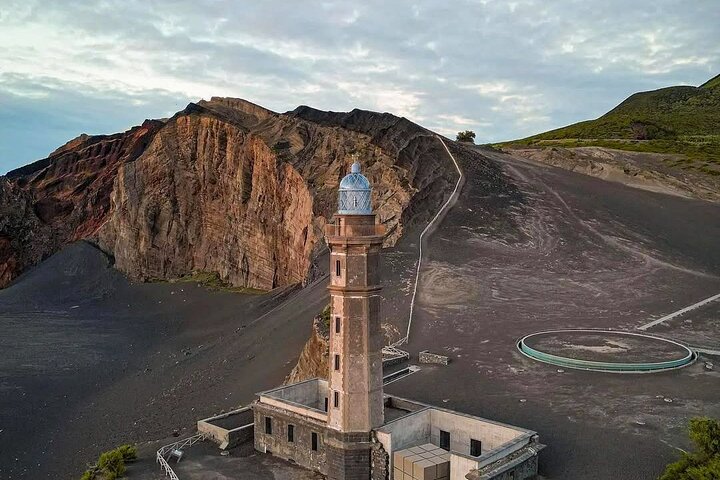Eiland Faial: een volledige dag met lokale gids, vulkanen en landschappen