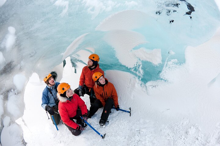 Sólheimajökull Glacier Hike - Aventura en hielo azul para grupos pequeños