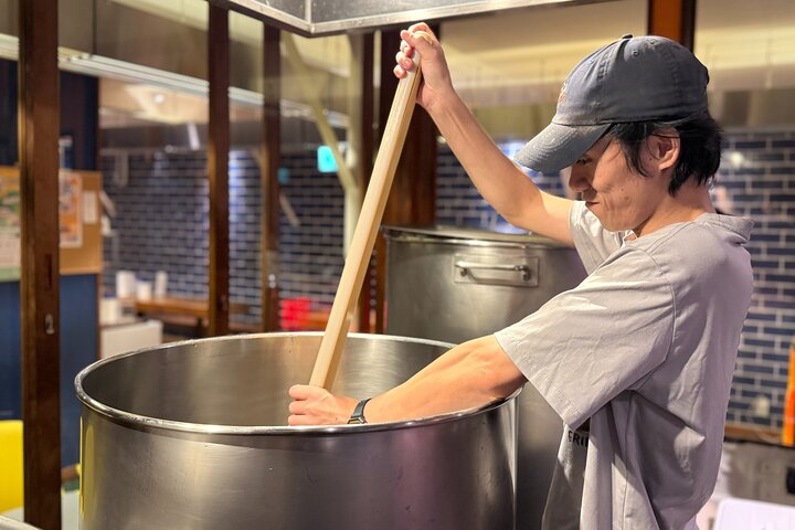 Osaka Craft Beer Tour: 2 lokala bryggerier med guidade provningar