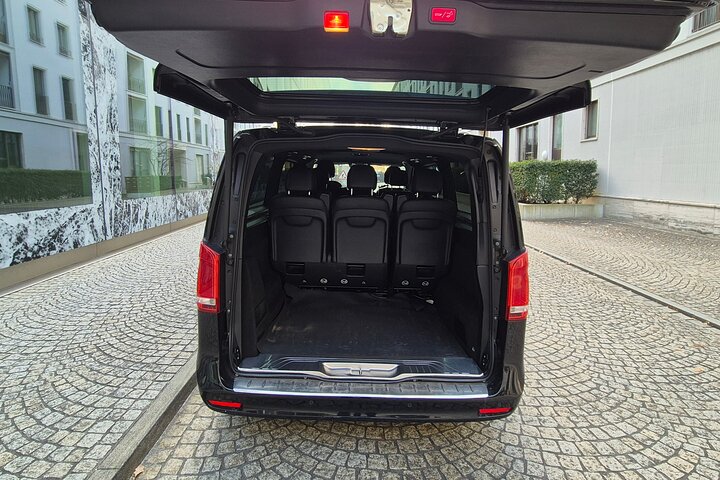 Privat transfer fra Lucerne til Zürich Airport ZRH