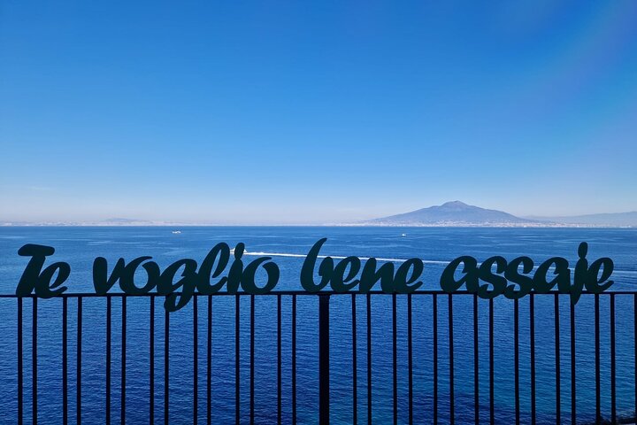 Amalfiküste Positano & Sorrent Signature Gruppentour von Neapel