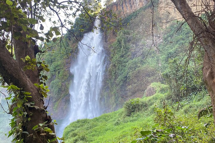 Sisiyi Falls Round Walk Caminata Aventura Escénica