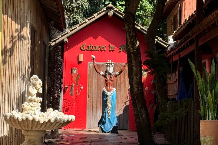 Mistérios de Candomblé: Excursão religiosa afro-brasileira privada
