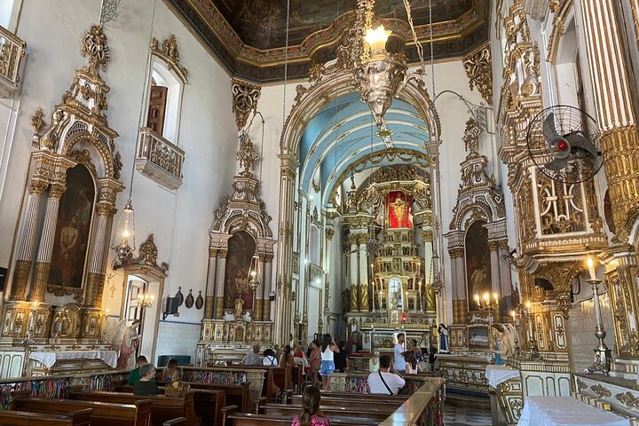 Mistérios de Candomblé: Excursão religiosa afro-brasileira privada
