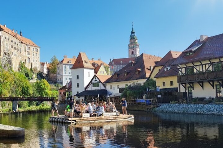 Krumlov All-inclusive Summer Tour : Croisière sur la rivière, Château et déjeuner