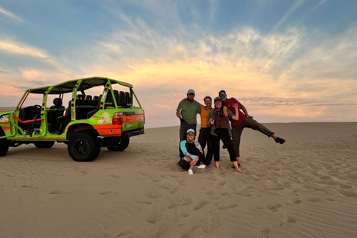 Från Ica eller Huacachina: Buggy- och sandboardtur med solnedgång