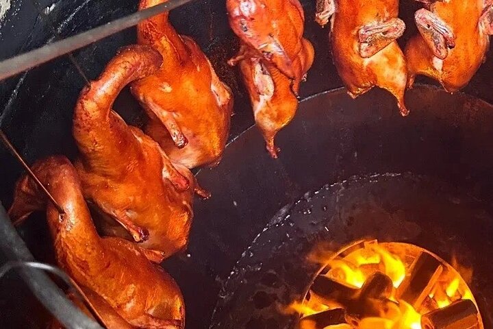 Stone Forest + Pato asado de Yiliang + Tour privado por la ciudad de Kunming