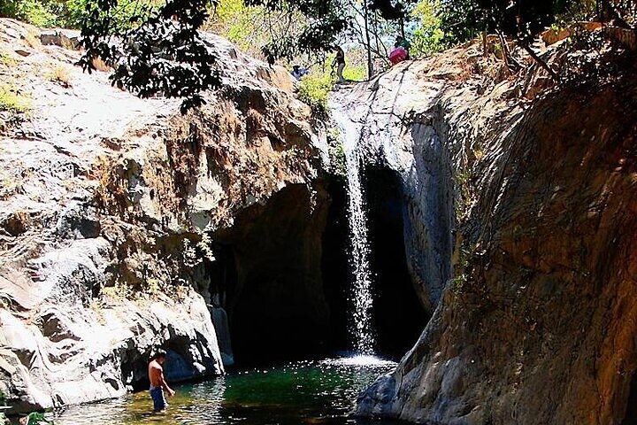 Tour en cascada por la Sierra de Guerrero con traslados