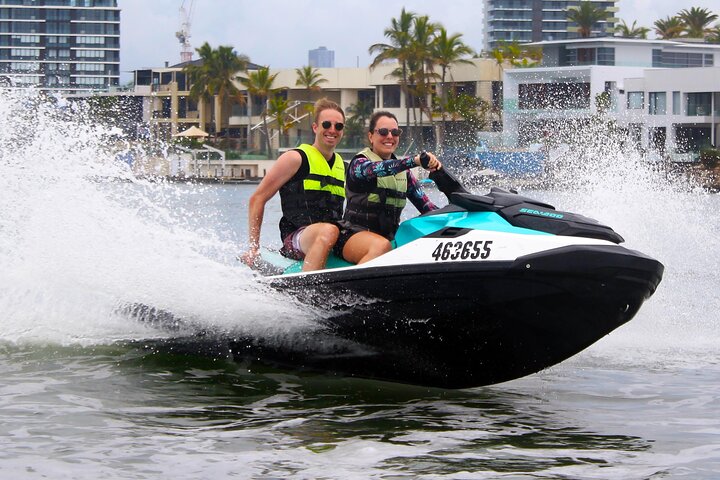 Gold Coast : 1 - Hour Jetski Tour fra Surfers Paradise