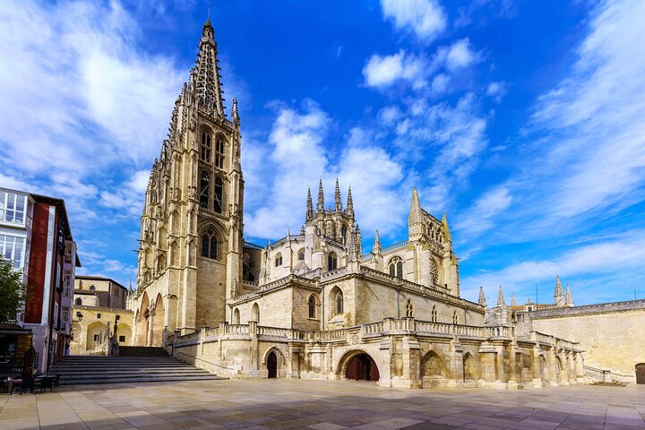 Hello Burgos : Privé 2 - Uur durende intro stadswandeling met lokale Gids