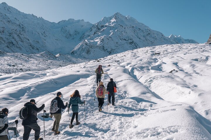 Mount Cook : 3 - Hour Tasman Glacier Heli-Hike