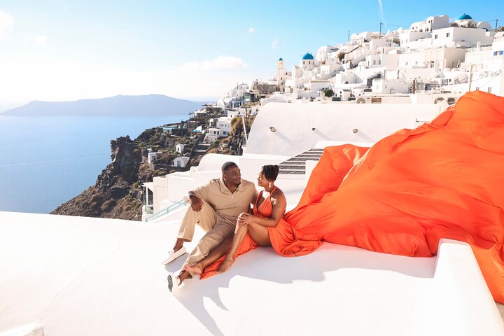 Eksklusiv Santorini Flying Dress Photoshoot med Pickup