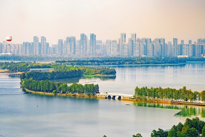 Wuhan Halvdagstur till stadens höjdpunkter med lokal Guide