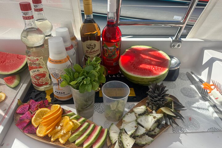 Tour in barca delle spiagge vergini di Gran Canaria con pranzo