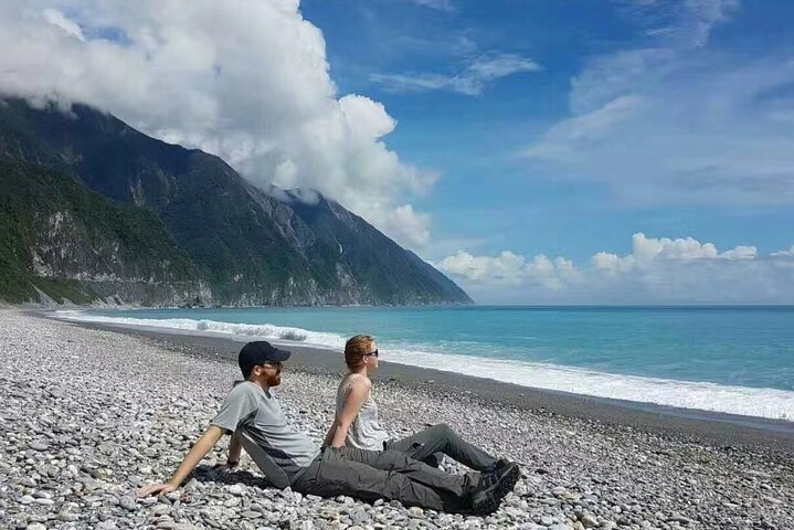 Private & Flexible Taroko Gorge Guided Tour from Hualien City