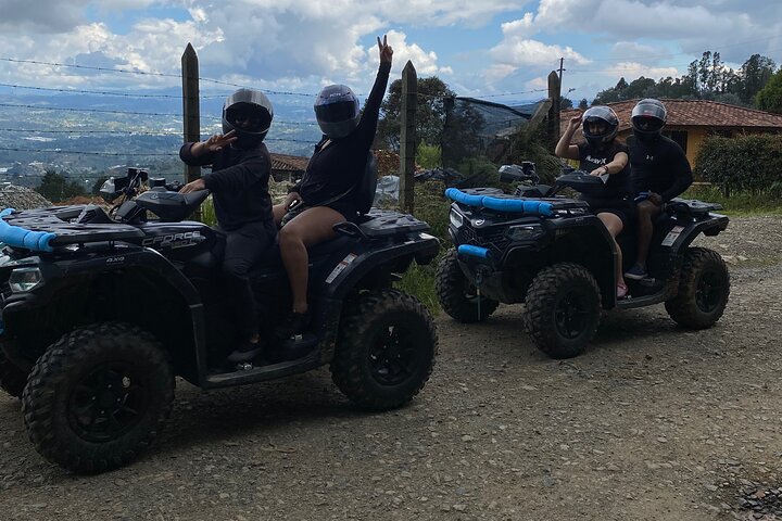 Medellin: Aventura Off-Road en ATV, Quad-Adrenalina-cascada