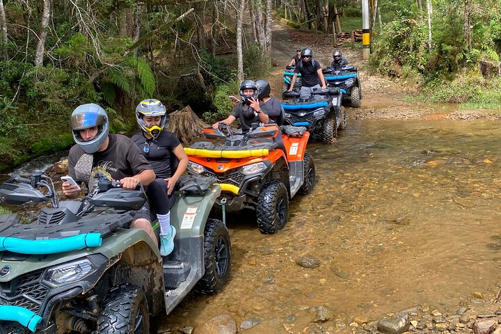 Medellin: Aventura Off-Road en ATV, Quad-Adrenalina-cascada