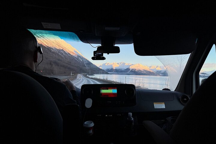 Traslado en crucero de Whittier a Anchorage con vida silvestre y tranvía