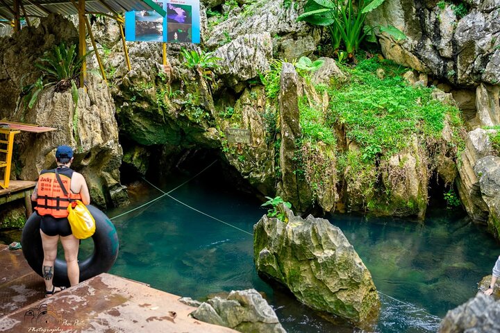Vang Vieng: Zipline, Cave Tube, Trek, Longtail Boat, lagun 2