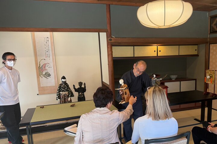 Exklusive Karakuri Puppenaufführung und -besichtigung in Aichi