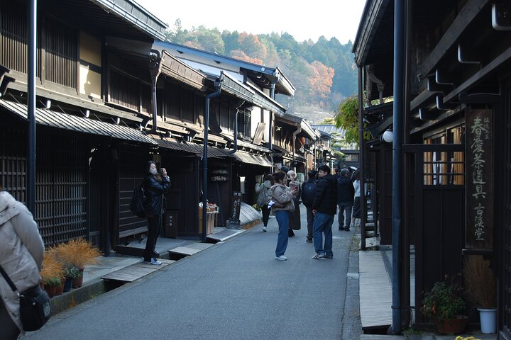 Excursão a pé na cidade velha de Takayama e ruas históricas