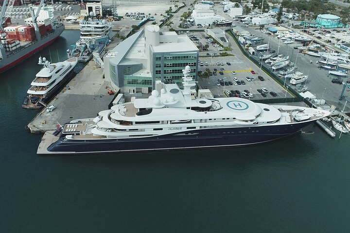 Hoteller i nærheden af Mimosas, Mansions & Megayachts Tour
