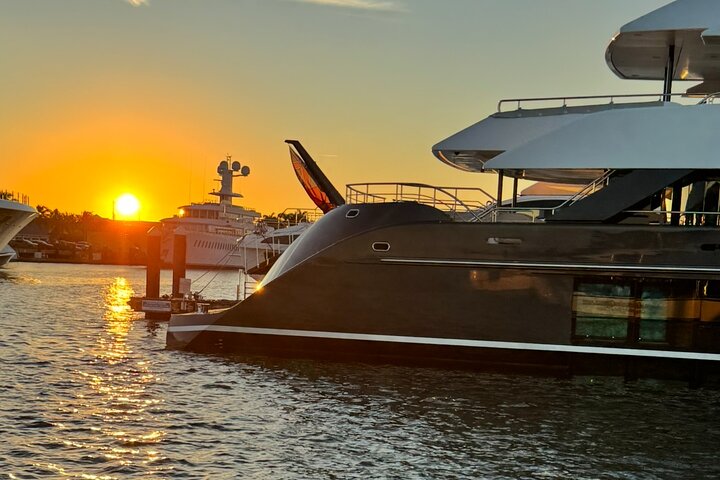 Hoteller i nærheden af Mimosas, Mansions & Megayachts Tour