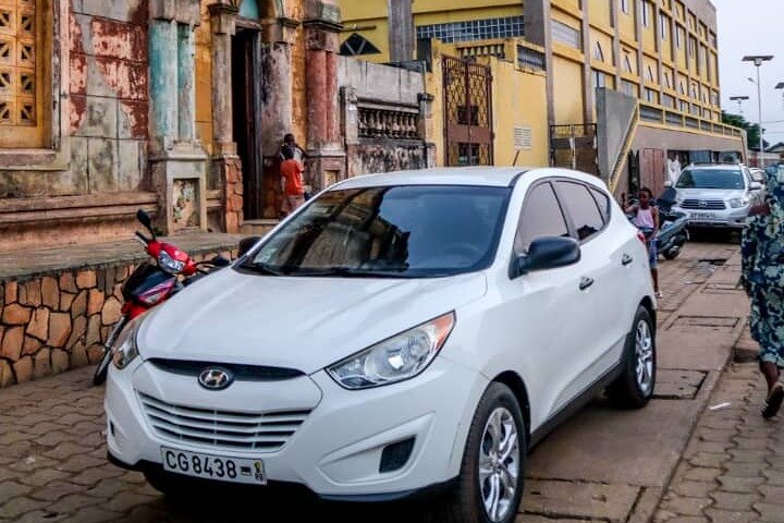 Descubra Cotonou, Ouidah y Porto-Novo como un local con un conductor privado