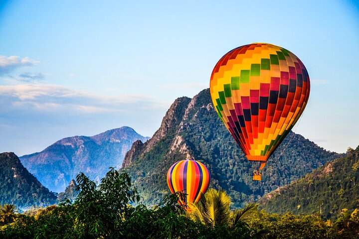 Vang Vieng Hot Air Balloon Tour Adventure