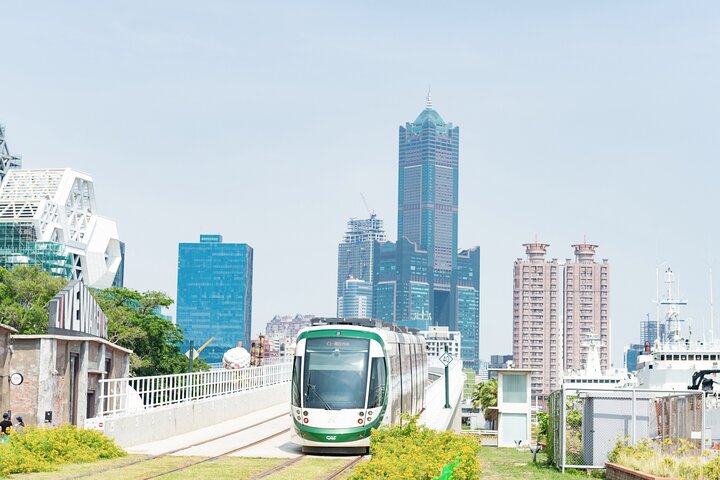 Excursión clásica de un día a Kaohsiung : Fo Guang Shan x Estanque del Loto x Muelle - 2