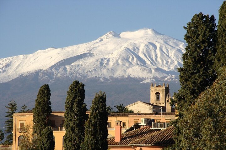 Excursion au volcan Etna, dégustation de vins, déjeuner dans un domaine viticole et transfert