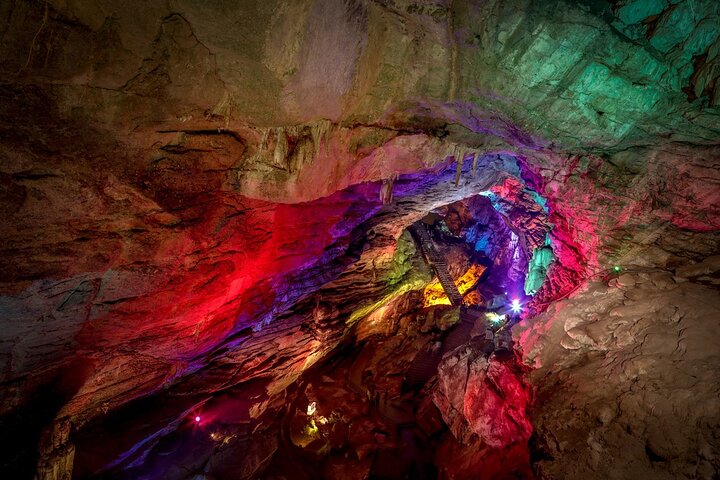 Vishakhapatnam Découverte avec les grottes de Borra et la vallée d'Araku