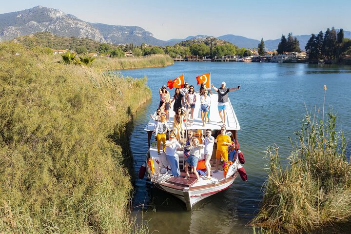 Heldags turtle Beach Tour med innsjø og gjørmebad fra Marmaris