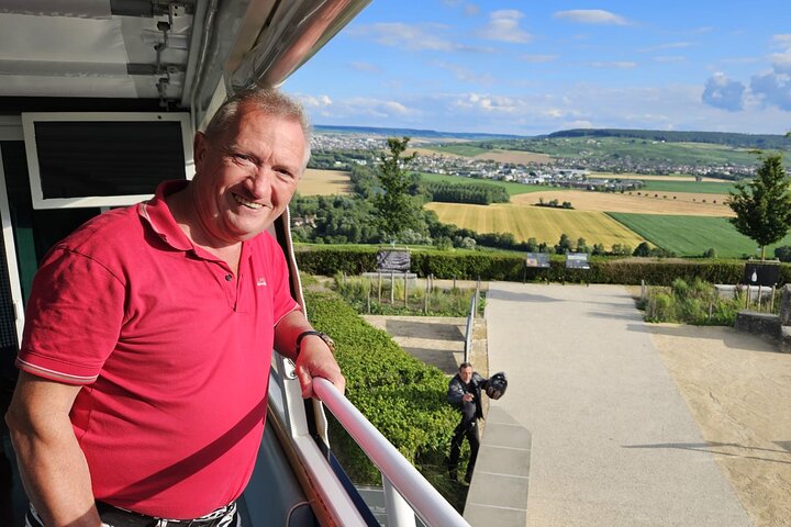 Rundtur i Épernay och omgivande områden med öppen buss med provsmakningar