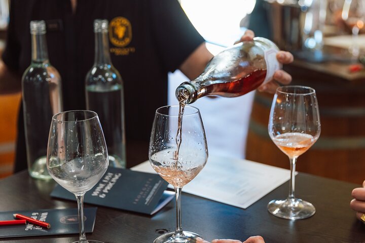 Premium Hunter Valley Weintour mit 2 - Gang Mittagessen ab Sydney