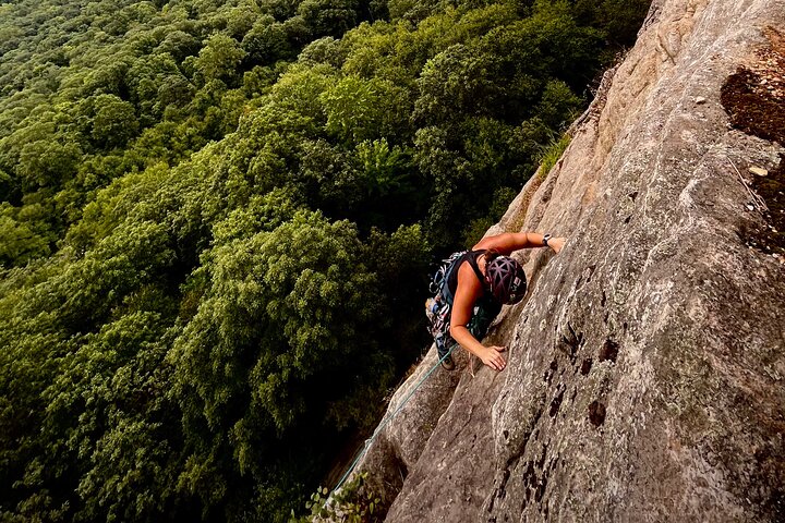 Inleiding tot rotsklimmen in Delaware Water Gap PA
