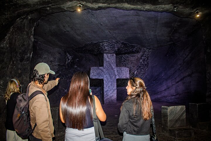 Visite de groupe partagée à la cathédrale de sel de Zipaquirá avec prise en charge