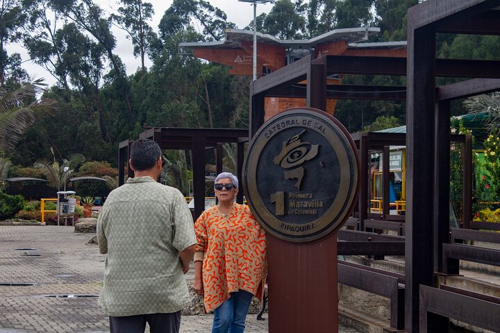 Visite de groupe partagée à la cathédrale de sel de Zipaquirá avec prise en charge