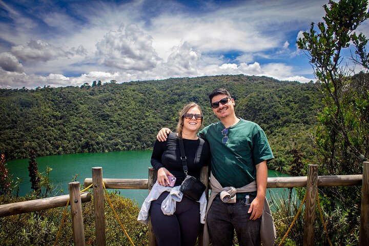 Zipaquirá Salt Cathedral och Guatavita Lagoon Shared Tour