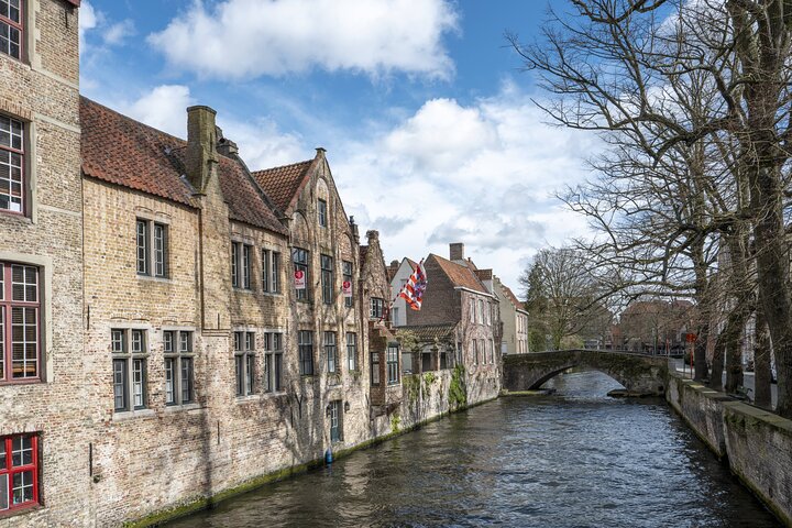 Guidet tur i Brugge med kanal cruise og smaksprøver