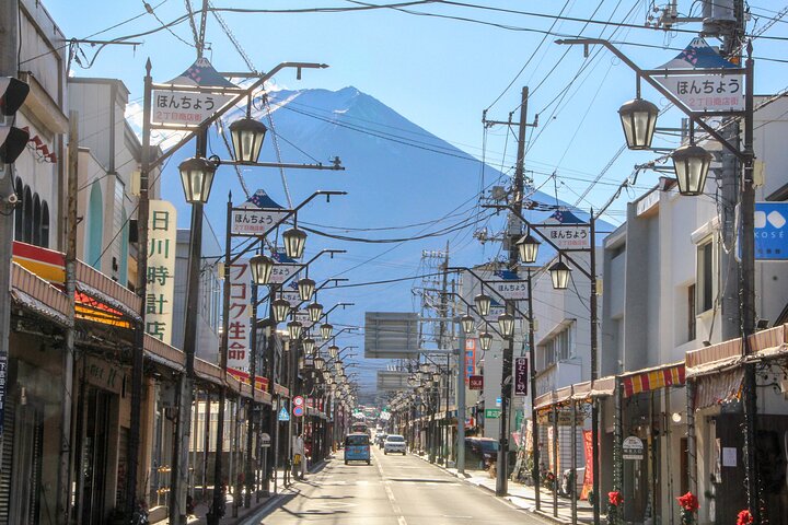 Spectaculaire croisière sur le mont Fuji et le lac, nouilles faisant l'expérience