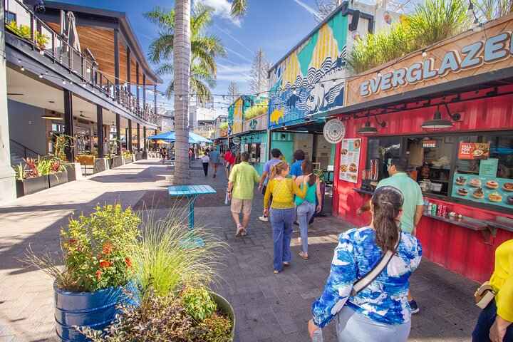 Geführte Tampa-Sightseeing-Tour in einem Deluxe-Golfwagen mit Straßenzulassung