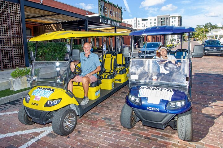 Geführte Tampa-Sightseeing-Tour in einem Deluxe-Golfwagen mit Straßenzulassung